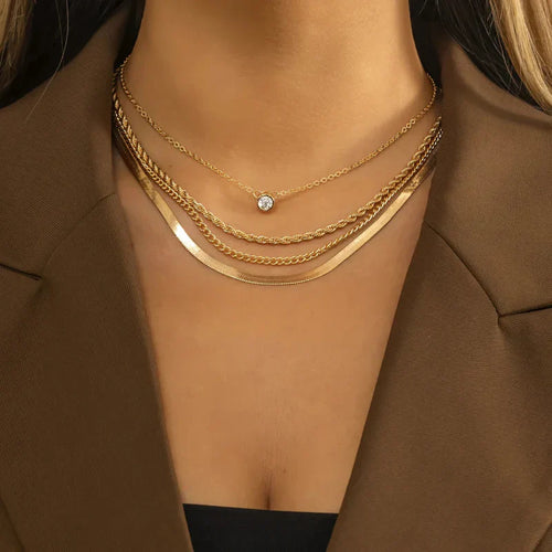 Renata Signature Flerskiktat Halsband