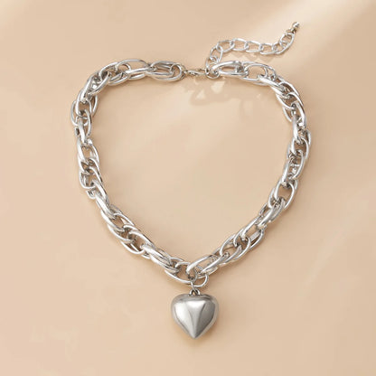 Ravena Djärva Hjärt-Halsband